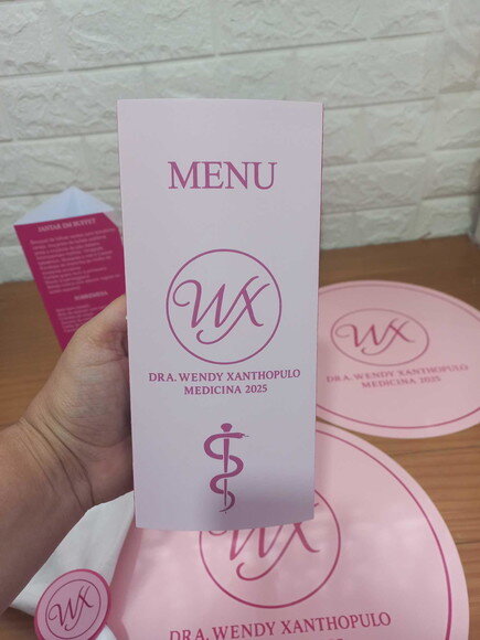Menu de Mesa Triangular Formatura