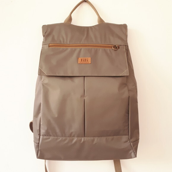 Mochila Urban Amêndoa