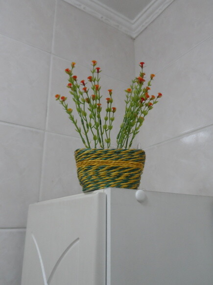Arranjo Floral em Floreira de Sisal