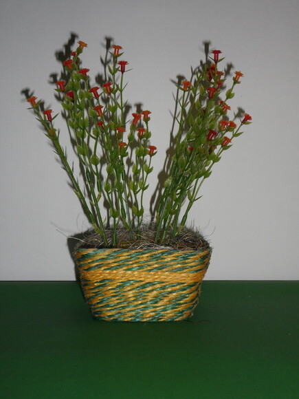 Arranjo Floral em Floreira de Sisal
