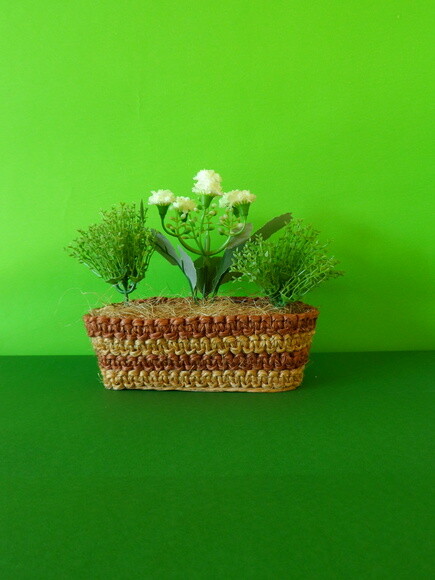 Arranjo Floral em Jardineira de Sisal