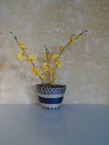 Arranjo Floral em Vaso de Parede