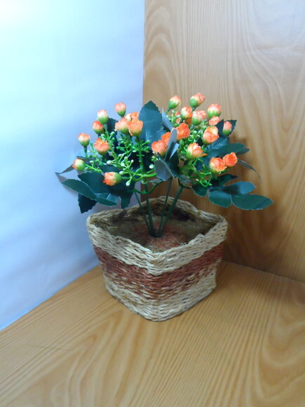 Arranjo Floral em Vaso de Sisal