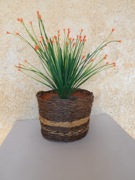 Arranjo Floral em Vaso de Sisal