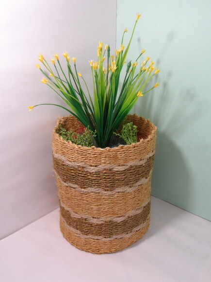 Arranjo Floral em Vaso de Sisal