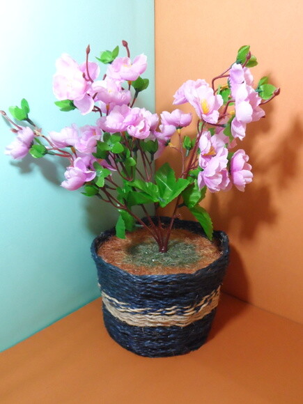Arranjo Floral em Vaso de Sisal