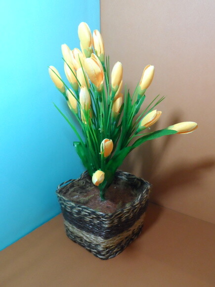 Arranjo Floral em Vaso de Sisal