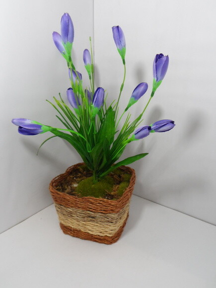 Arranjo Floral em Vaso de Sisal