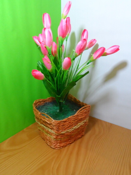 Arranjo Floral em Vaso de Sisal