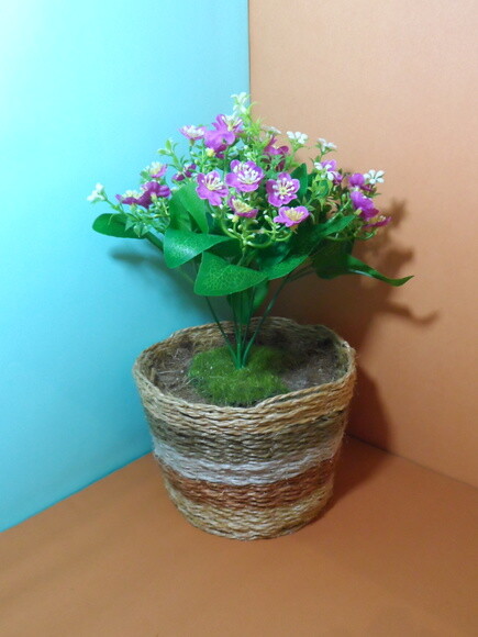 Arranjo Floral em Vaso de Sisal