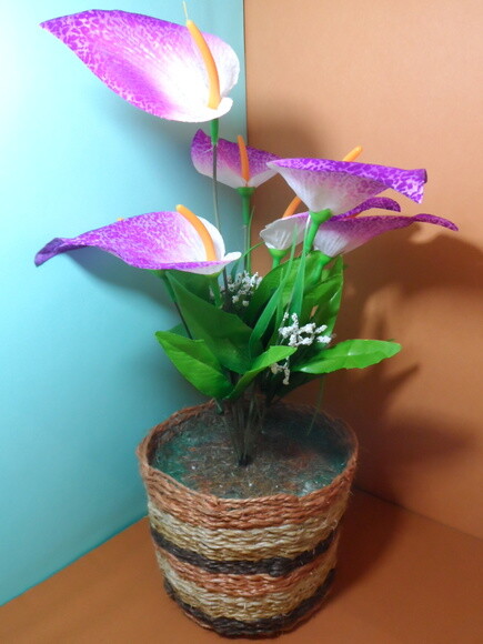Arranjo Floral em Vaso de Sisal