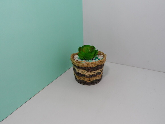 Arranjo Floral em Vaso de Sisal