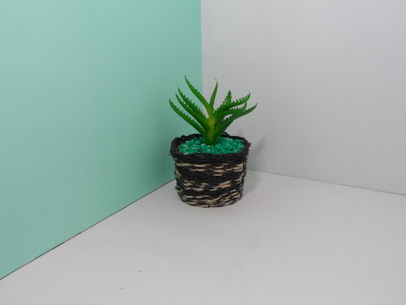 Arranjo Floral em Vaso de Sisal