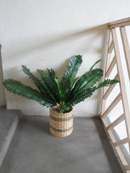 Arranjo Floral em Vaso de Sisal