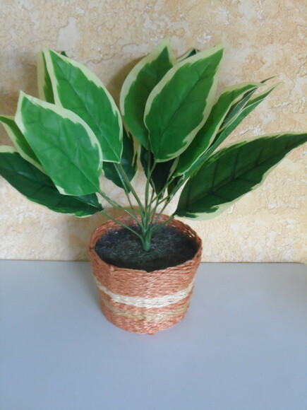 Arranjo Floral em Vaso de Sisal
