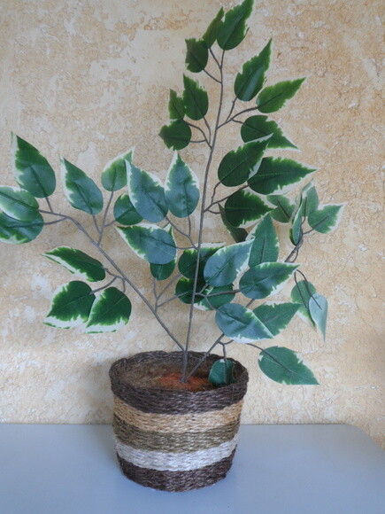 Arranjo Floral em Vaso de Sisal