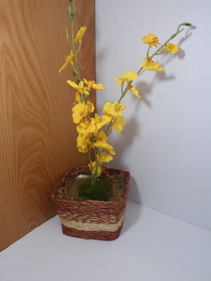 Arranjo Floral em Vaso de Sisal