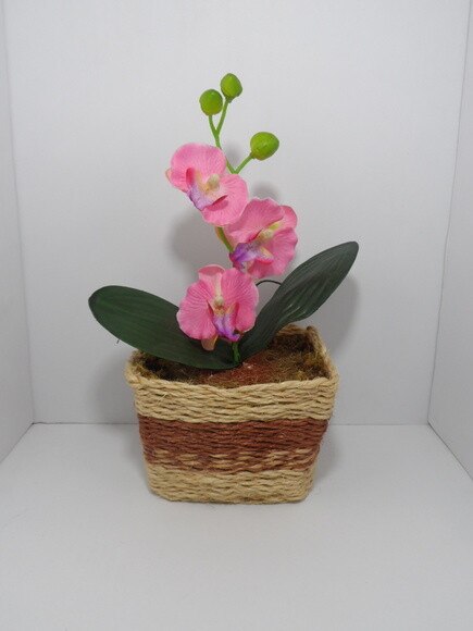Arranjo Floral em Vaso de Sisal