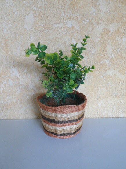 Arranjo Floral em Vaso de Sisal