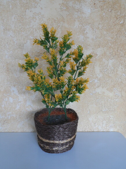 Arranjo Floral em Vaso de Sisal