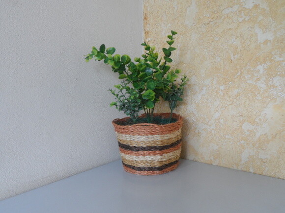Arranjo Floral em Vaso de Sisal