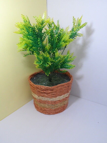 Arranjo Floral em Vaso de Sisal