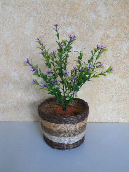 Arranjo Floral em Vaso de Sisal