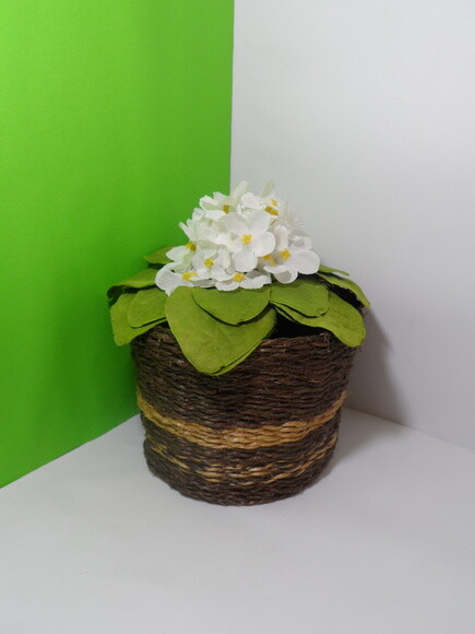 Arranjo Floral em Vaso de Sisal
