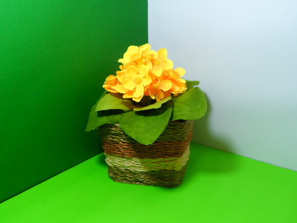 Arranjo Floral em Vaso de Sisal