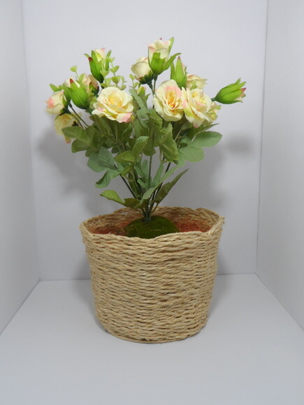 Arranjo Floral em Vaso de Sisal