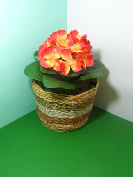 Arranjo Floral em Vaso de Sisal