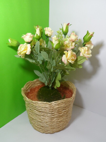 Arranjo Floral em Vaso de Sisal
