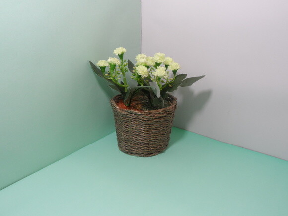 Arranjo Floral em Vaso de Sisal