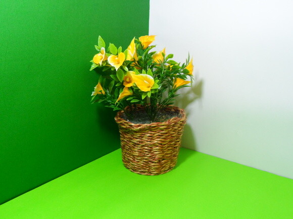 Arranjo Floral em Vaso de Sisal