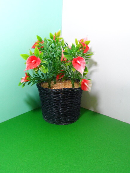 Arranjo Floral em Vaso de Sisal