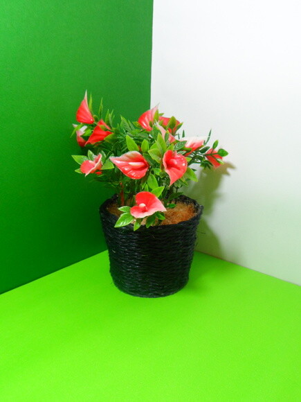 Arranjo Floral em Vaso de Sisal