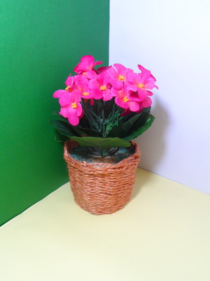 Arranjo Floral em Vaso de Sisal