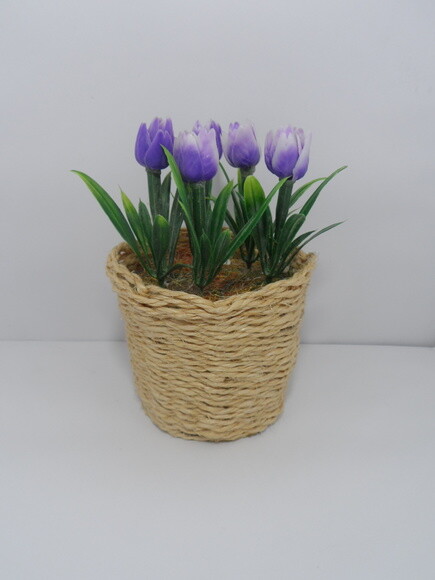 Arranjo Floral em Vaso de Sisal