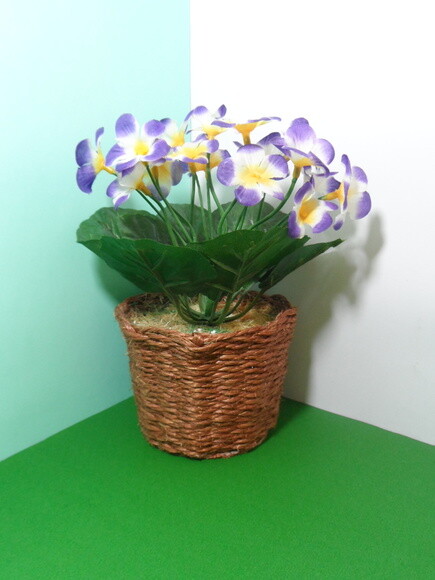 Arranjo Floral em Vaso de Sisal