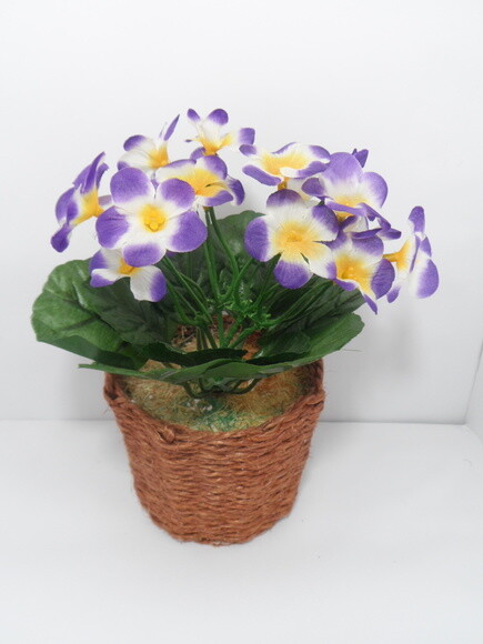 Arranjo Floral em Vaso de Sisal