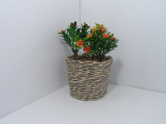 Arranjo Floral em Vaso de Sisal