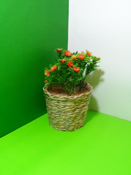 Arranjo Floral em Vaso de Sisal