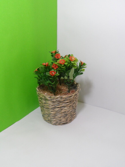 Arranjo Floral em Vaso de Sisal