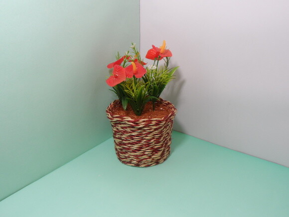Arranjo Floral em Vaso de Sisal