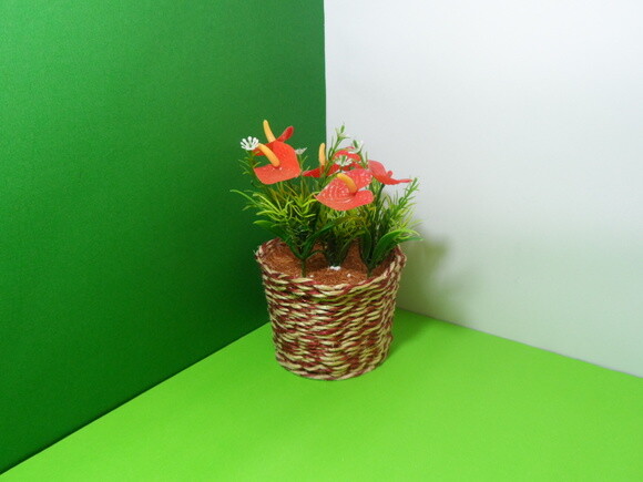 Arranjo Floral em Vaso de Sisal