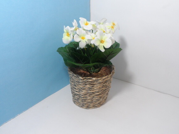 Arranjo Floral em Vaso de Sisal
