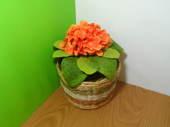 Arranjo Floral em Vaso de Sisal