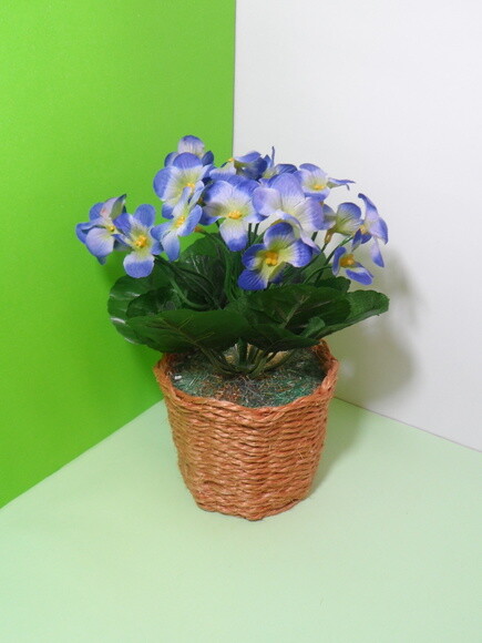 Arranjo Floral em Vaso de Sisal