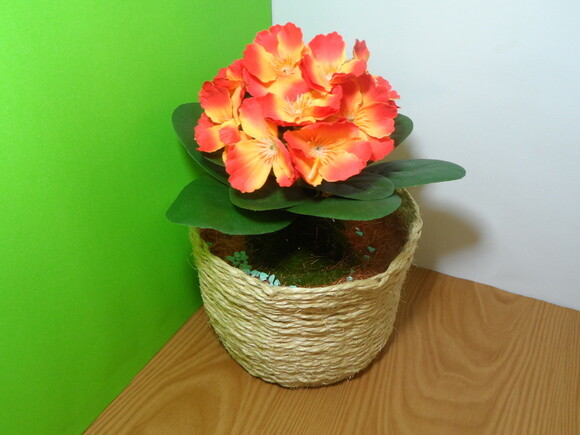 Arranjo Floral em Vaso de Sisal