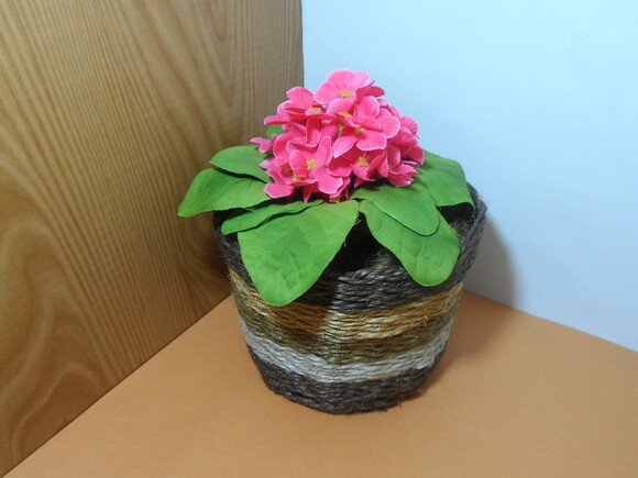 Arranjo Floral em Vaso de Sisal